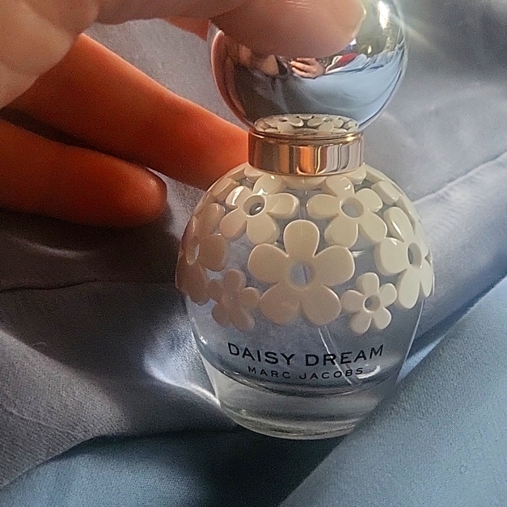 Marc Jacobs Daisy dream eau de parfume new